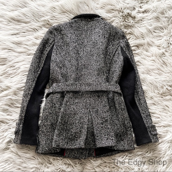 Express | Asymmetrical Knit Trimmed Boucle Coat - Picture 6 of 9